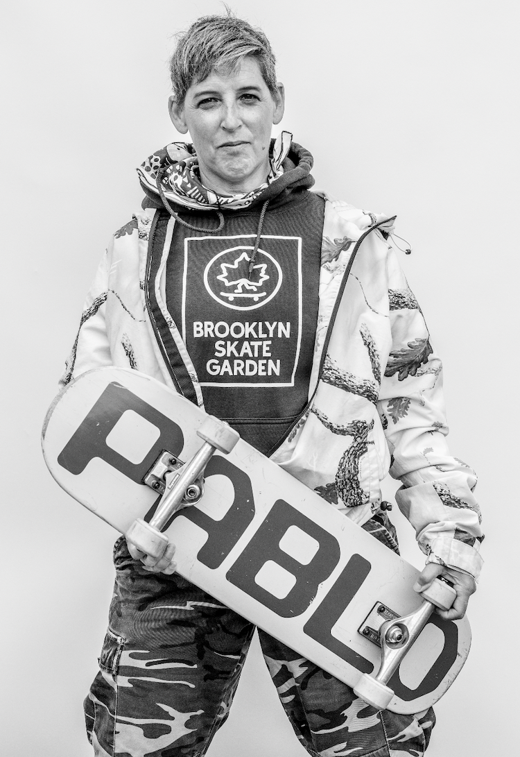 Loren Michelle (photo by Clarence Klingbeil)